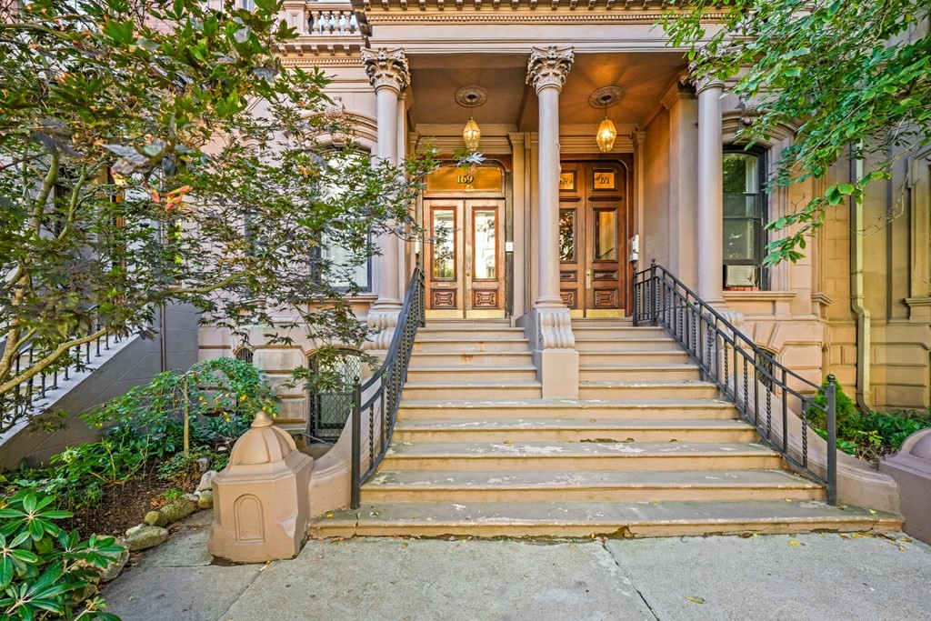 169 Beacon Street, Unit B4 Boston, MA 02116 - Photo 15 of 15