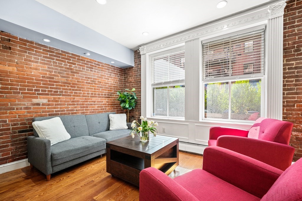 169 Beacon Street, Unit B4 Boston, MA 02116 - Photo 6 of 15