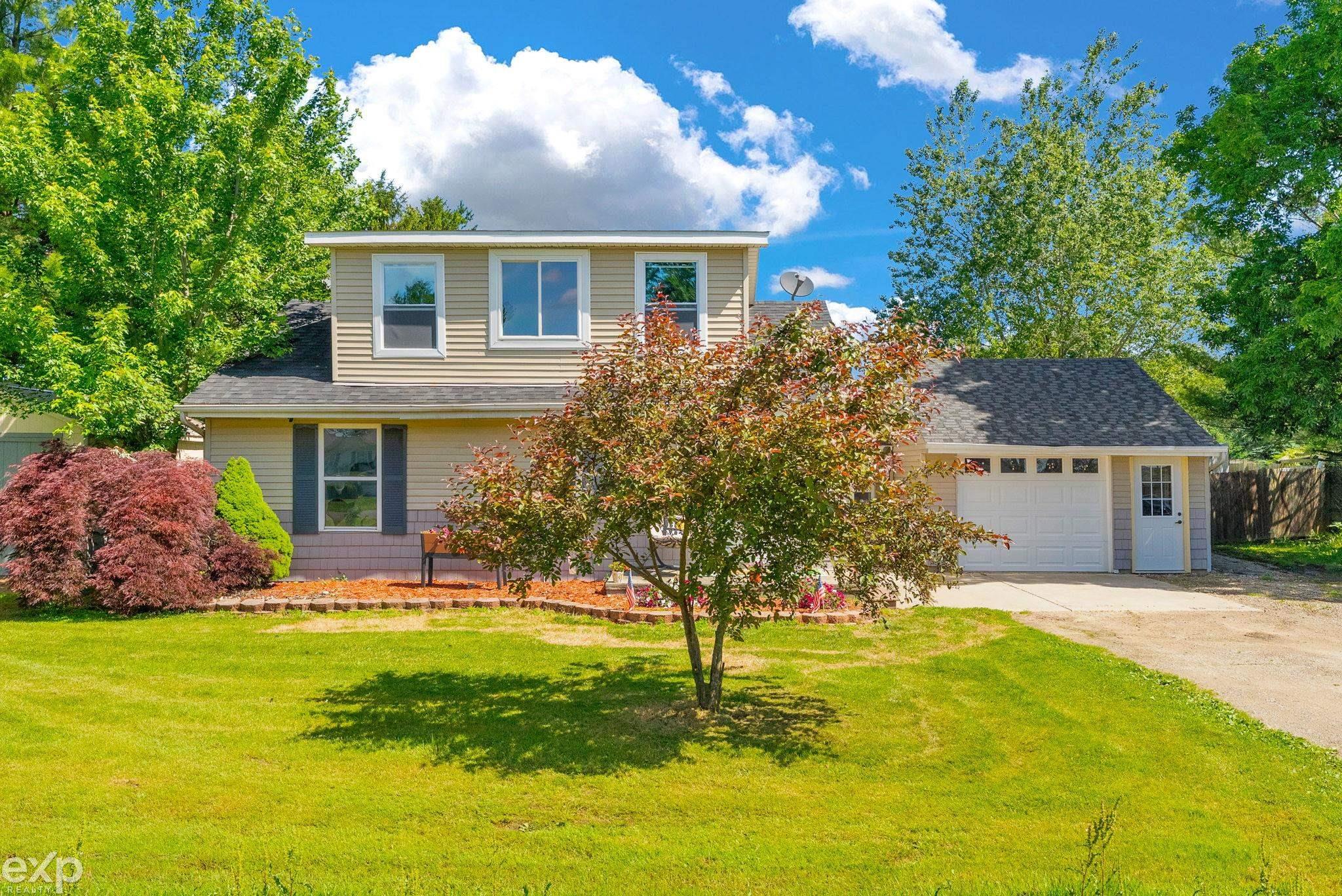 1533 Galbraith Line Road Yale, MI 48097 - Photo 3 of 43
