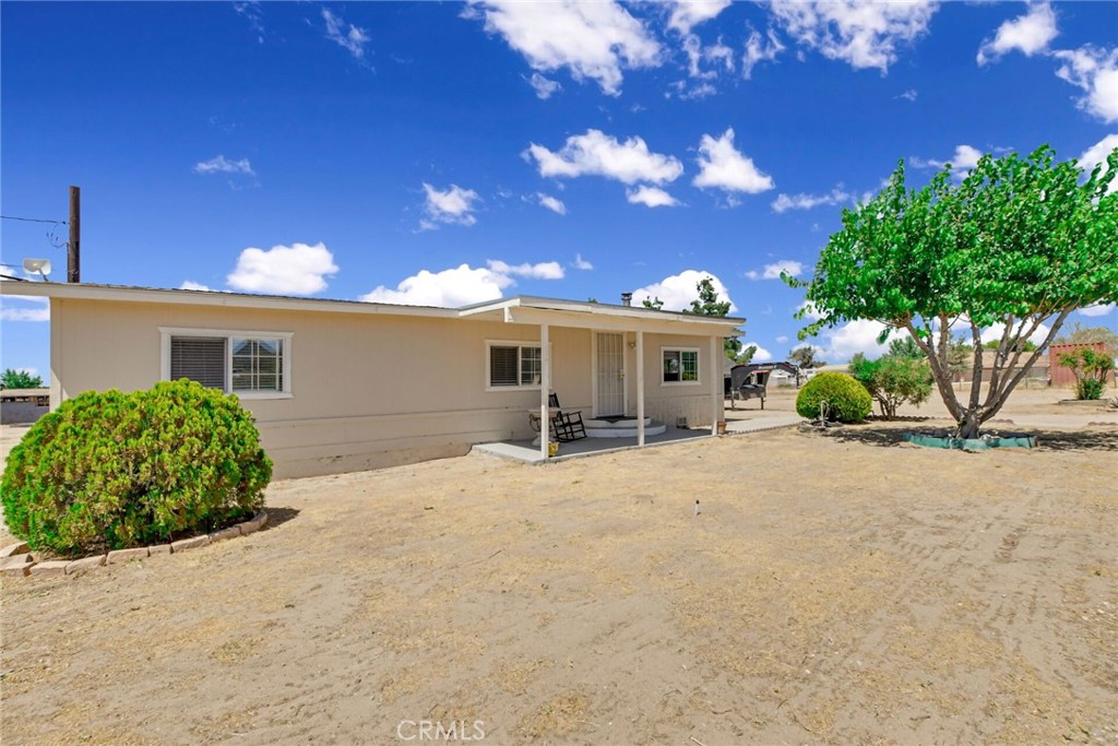 4304 Buckthorne Street Phelan, CA 92371 - Photo 4 of 39
