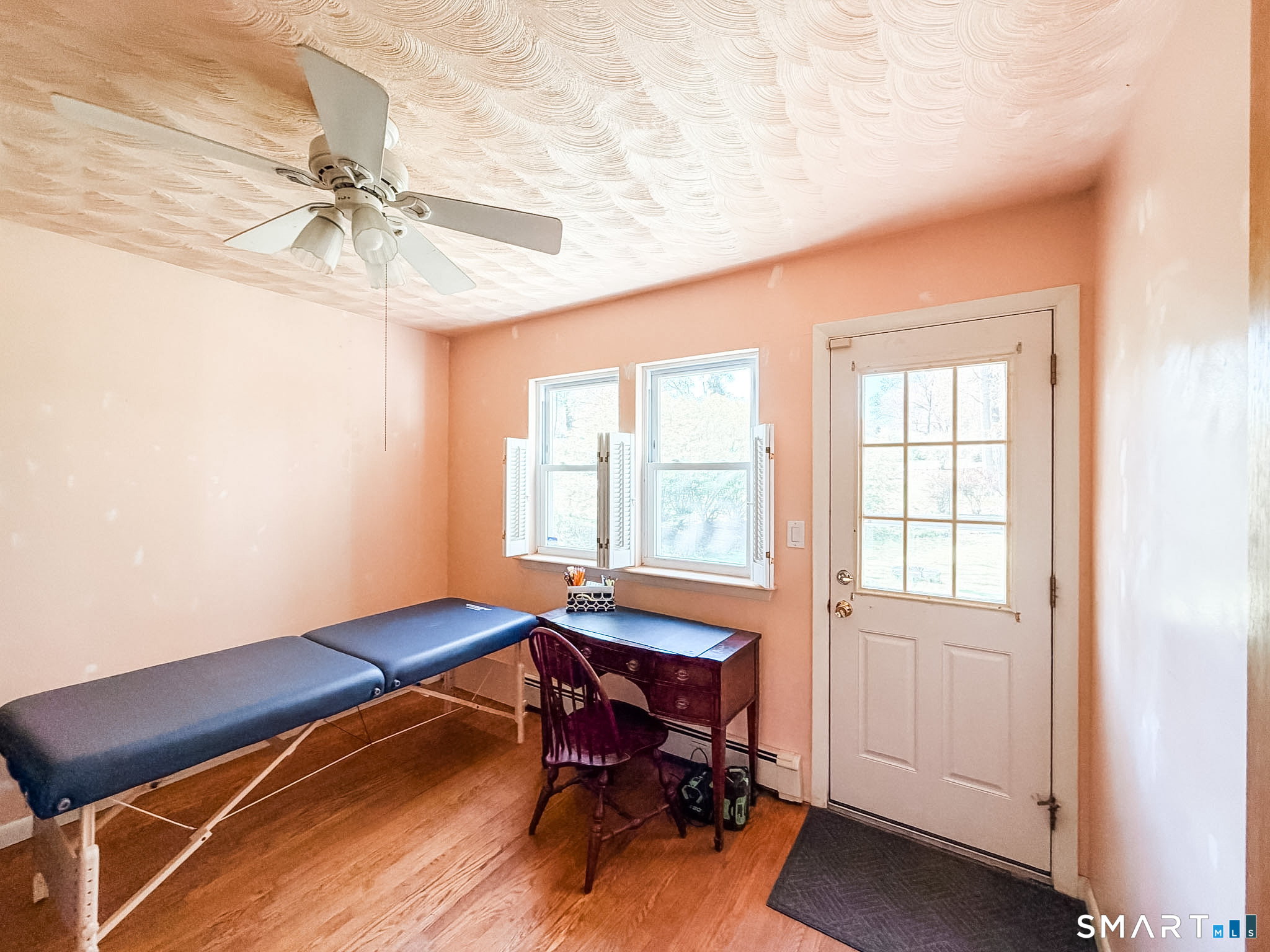 160 Dunham Street Norwich, CT 06360 - Photo 12 of 26