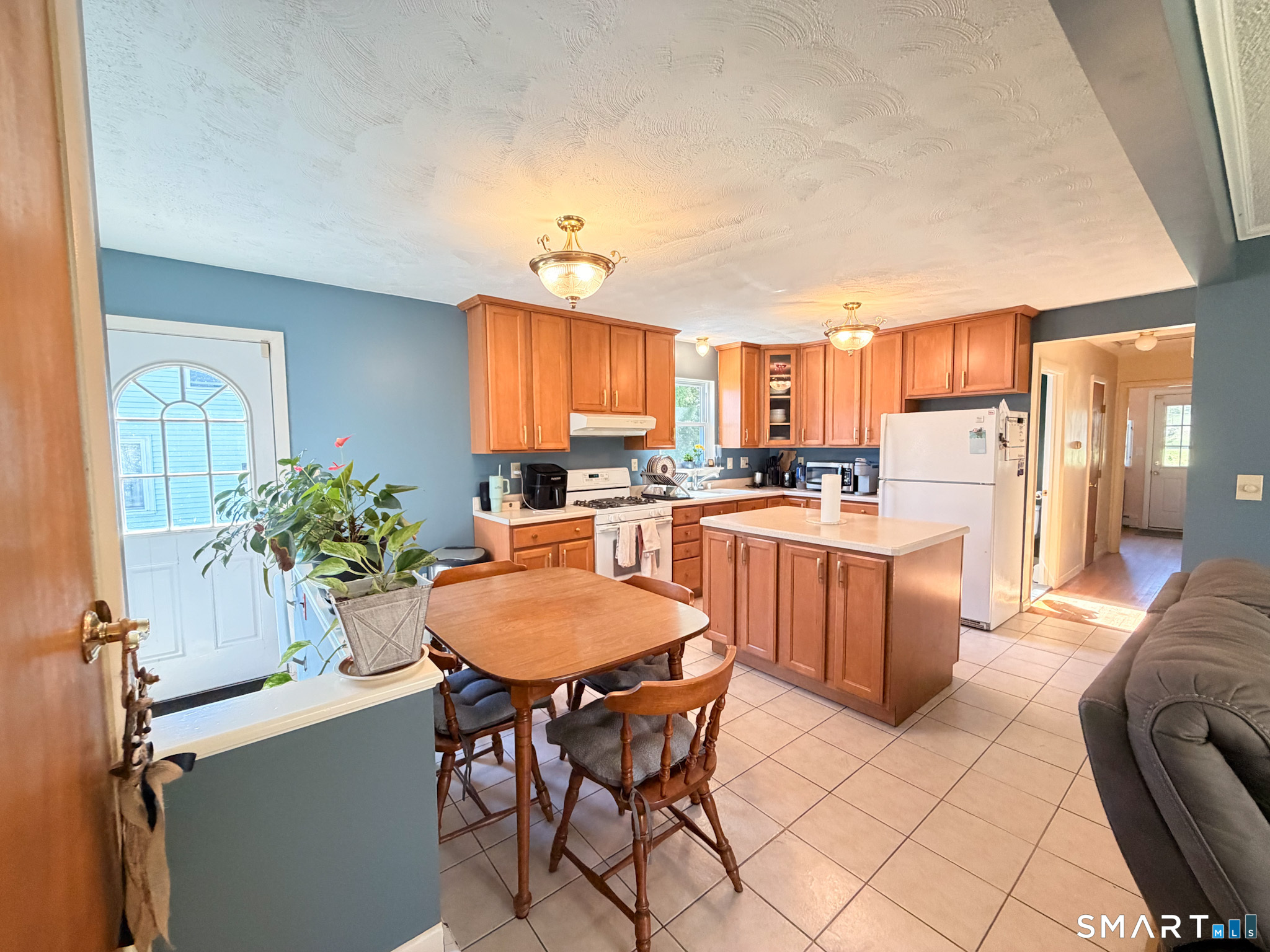 160 Dunham Street Norwich, CT 06360 - Photo 18 of 26