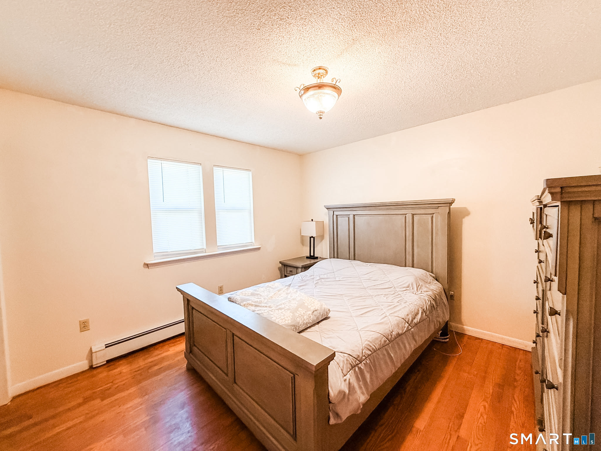 160 Dunham Street Norwich, CT 06360 - Photo 8 of 26