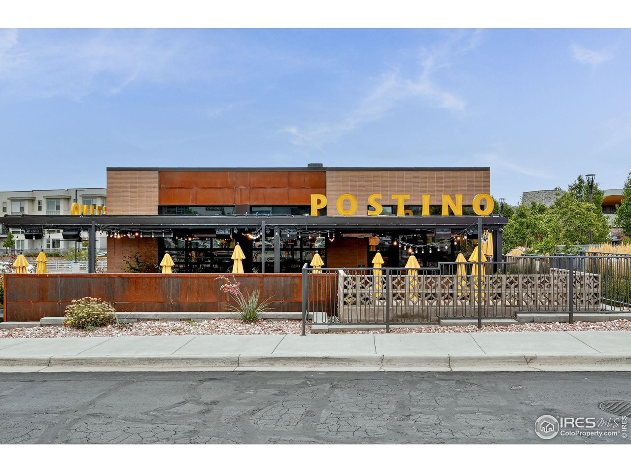9910 Ashleigh Way Highlands Ranch, CO 80126 - Photo 43 of 45 a view of swimming pool