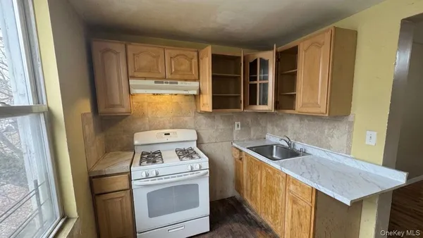 $630,000 | 1425 Edwards Avenue | Schuylerville