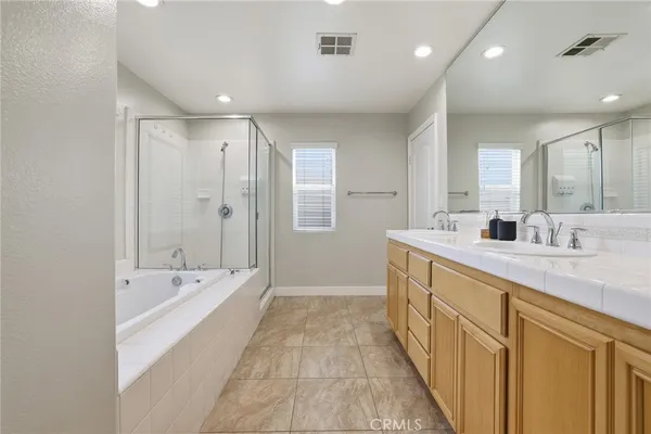 $5,000 | 8220 Chamberlain, Reseda, CA 91335