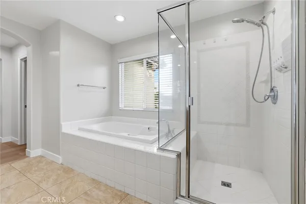 $5,000 | 8220 Chamberlain, Reseda, CA 91335