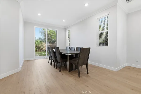 $5,000 | 8220 Chamberlain, Reseda, CA 91335