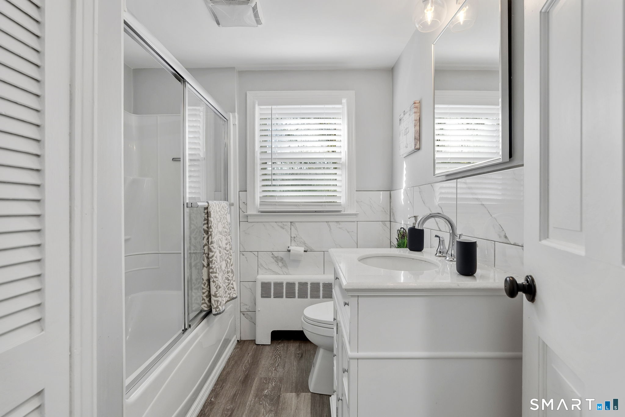 59 Thornbush Road Wethersfield, CT 06109 - Photo 17 of 33 newley remodeled bathroom with tub