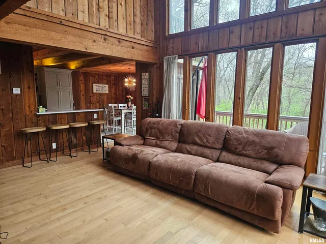 $329,000 | 1077 Knox Road 500 East, Galesburg, IL 61401