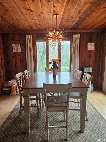 $329,000 | 1077 Knox Road 500 East, Galesburg, IL 61401