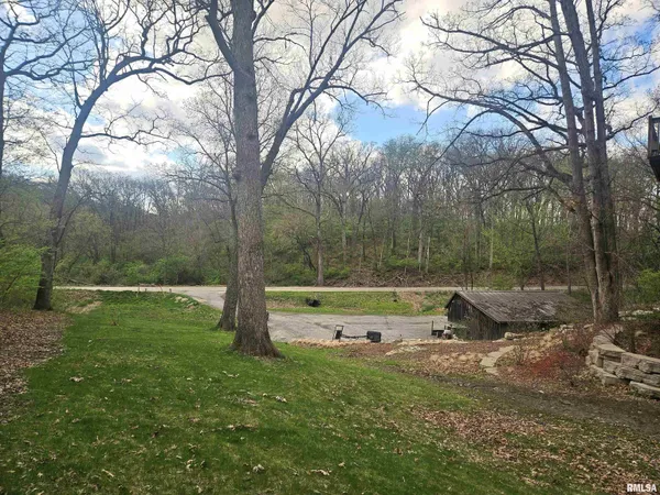 $329,000 | 1077 Knox Road 500 East, Galesburg, IL 61401