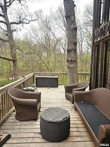 $329,000 | 1077 Knox Road 500 East, Galesburg, IL 61401