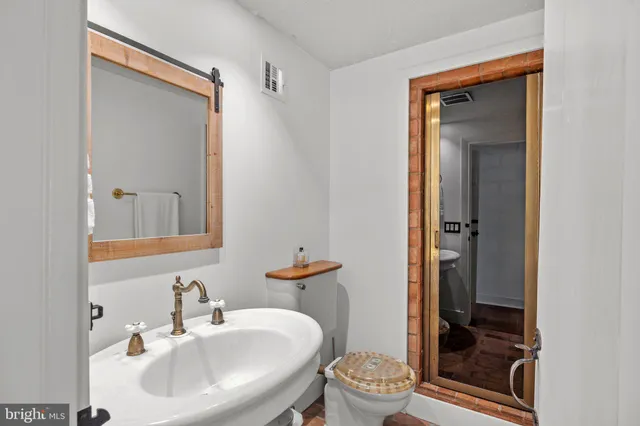 $4,250,000 | 6068 Stoney Hill Road, New Hope, PA 18938