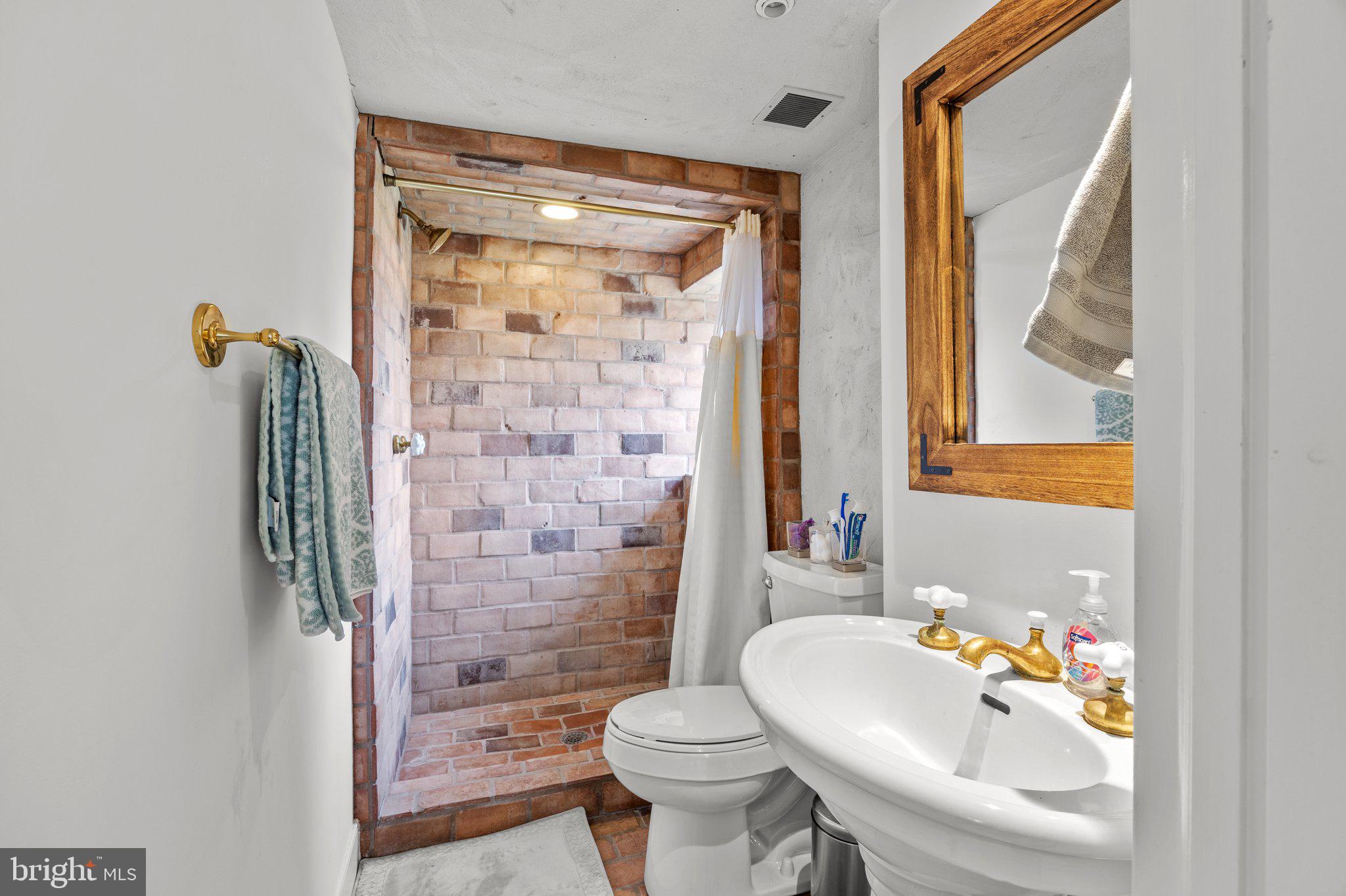 6068 Stoney Hill Road New Hope, PA 18938 - Photo 65 of 117 Guest House Bedroom