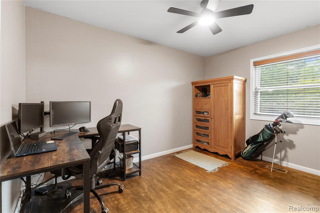 5388 North Georgetown Road Grand Blanc, MI 48439 - Photo 26 of 67 Gallery Image 26