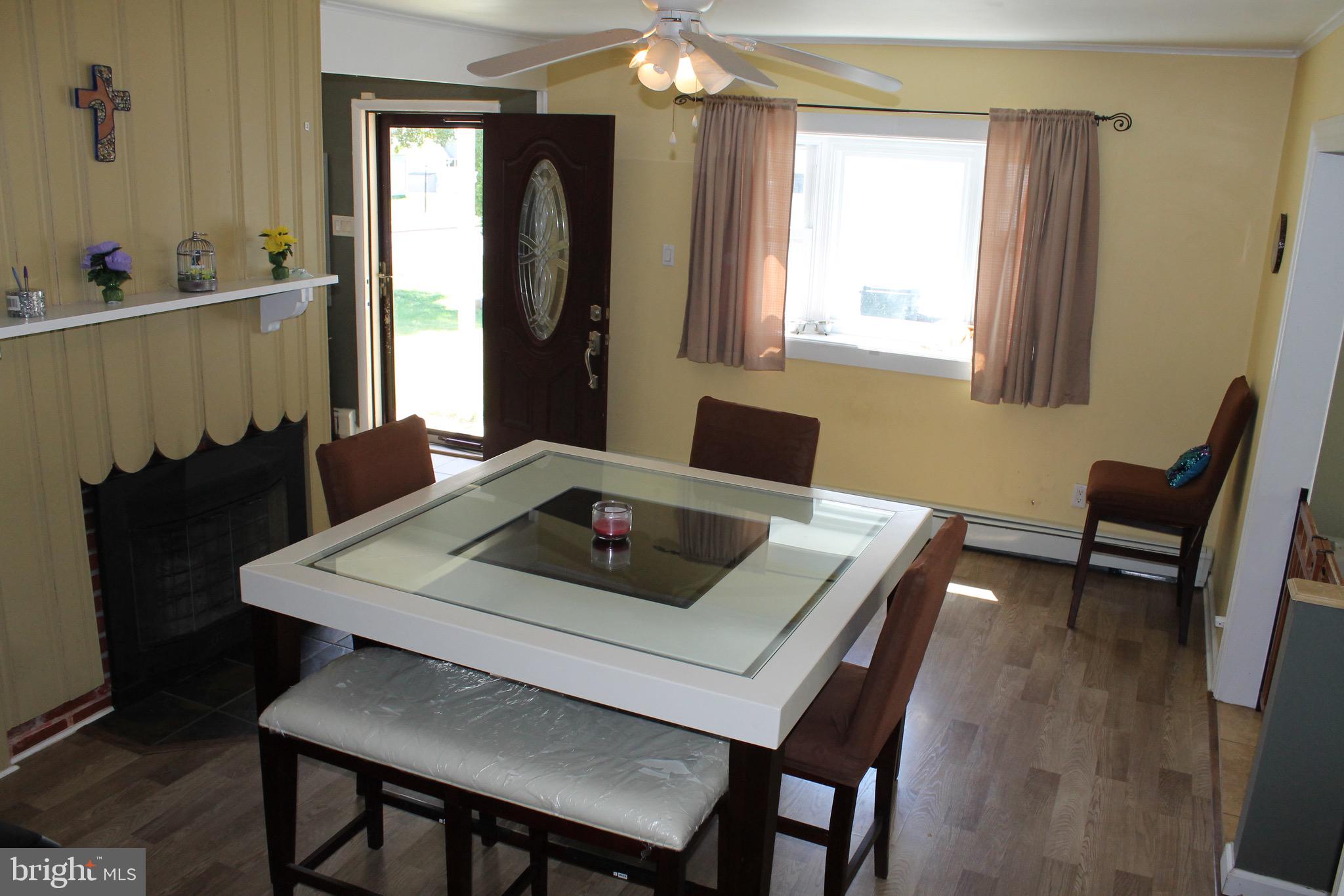 9228 Andover Road Philadelphia, PA 19114 - Photo 5 of 40 Gallery Image 5