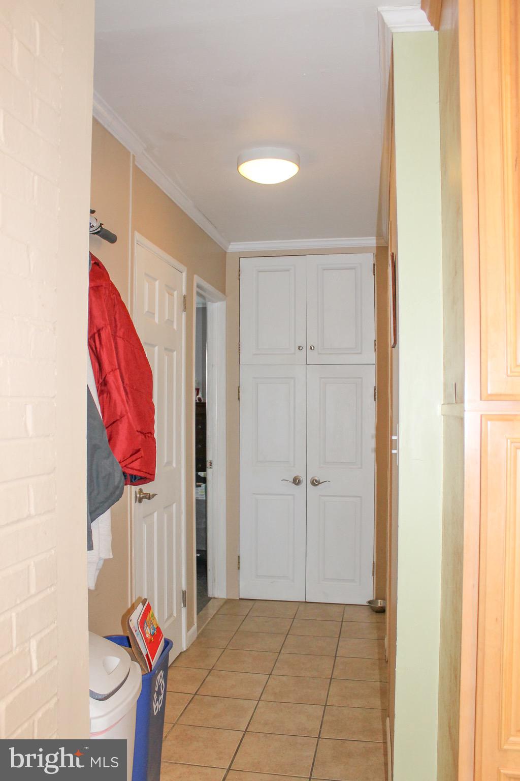 9228 Andover Road Philadelphia, PA 19114 - Photo 10 of 40 Gallery Image 10
