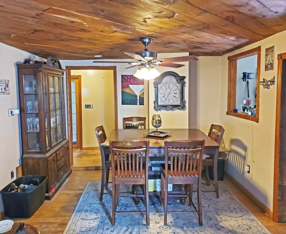 47 Border Road Holbrook, MA 02343 - Photo 6 of 27