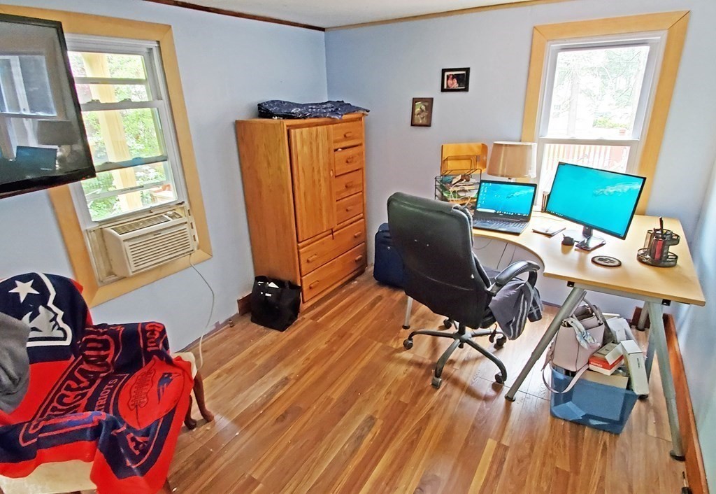 47 Border Road Holbrook, MA 02343 - Photo 10 of 27