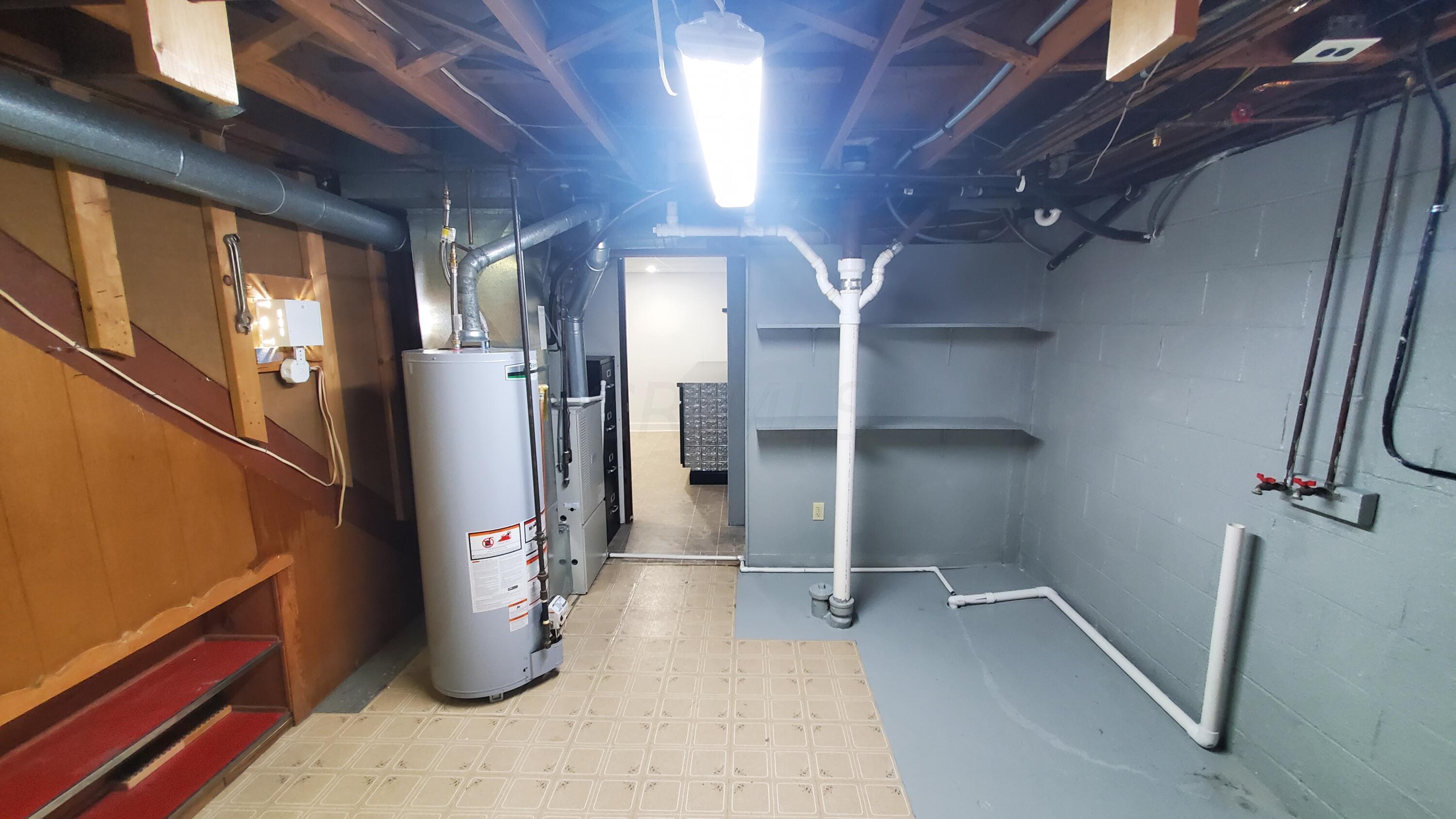 3105 Hillgate Road Columbus, OH 43207 - Photo 28 of 34 Utility Room