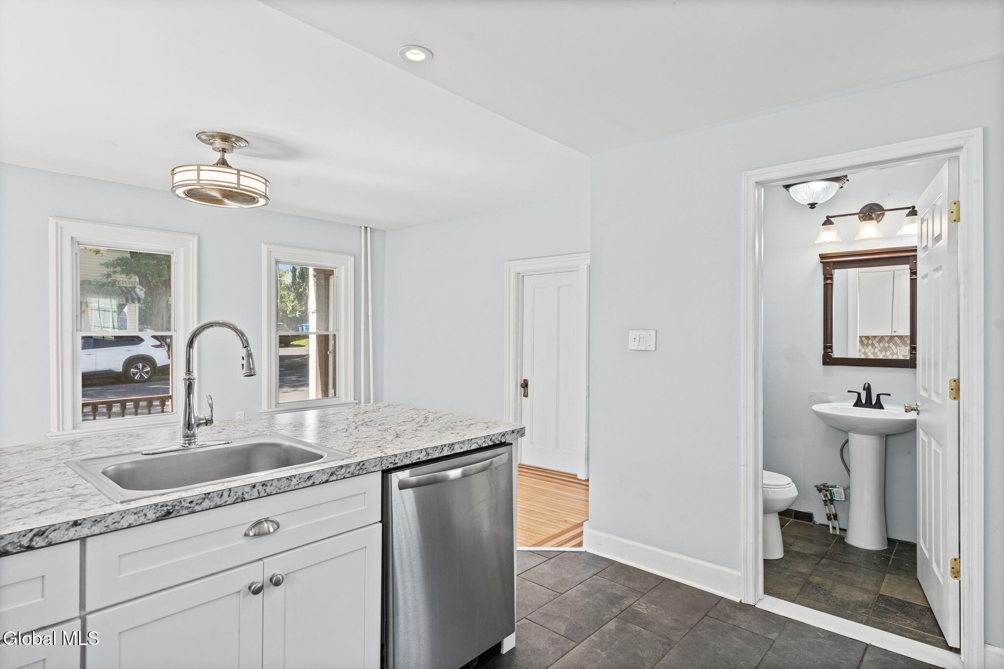 263 Remsen Street Cohoes, NY 12047 - Photo 23 of 47 43-web-or-mls-263-remsen-st