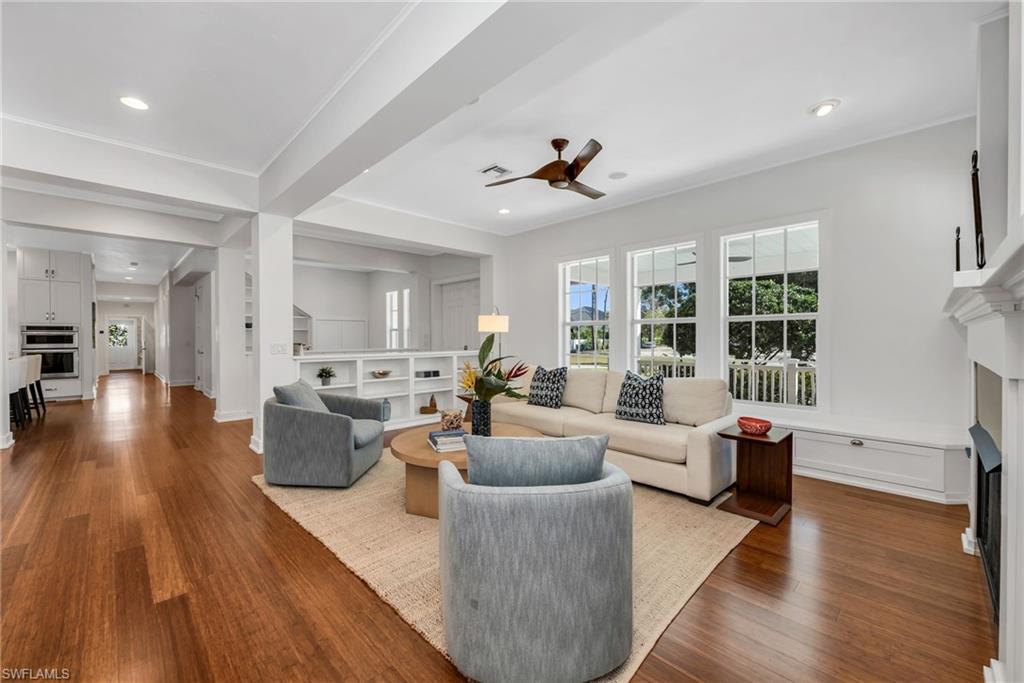 65 Mahogany Drive Naples, FL 34108 - Photo 5 of 47