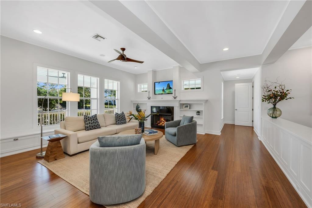 65 Mahogany Drive Naples, FL 34108 - Photo 6 of 47