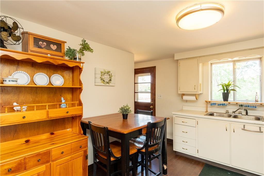 444 Cole Road Sarver, PA 16055 - Photo 6 of 23