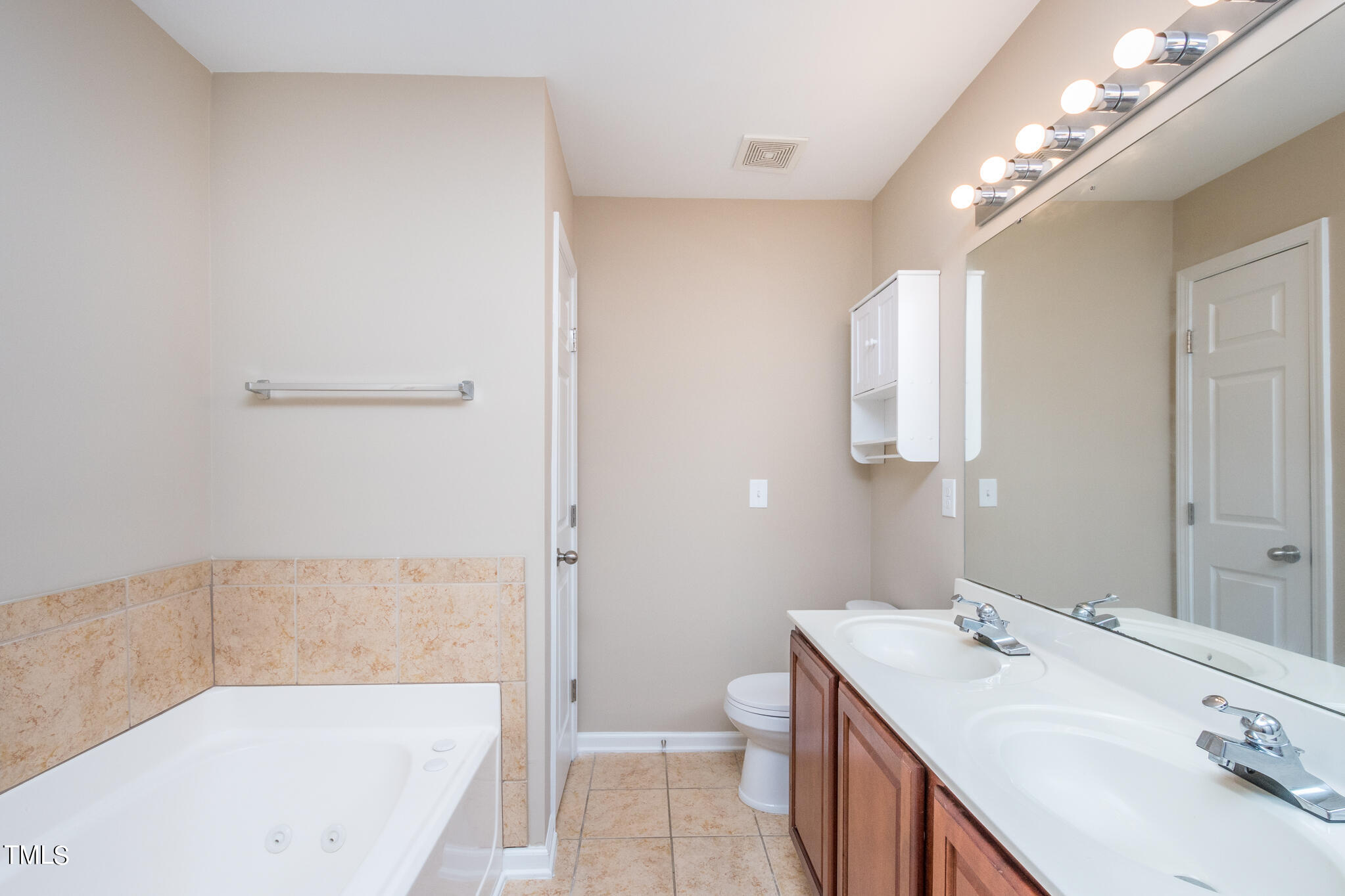 2230 Valley Edge Drive, Unit 105 Raleigh, NC 27614 - Photo 11 of 24 Master Bath 2 - 2230-105 Valley Edge Dr-