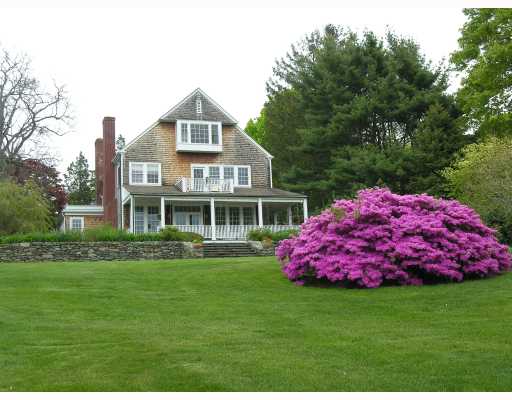 35 Sunset Road Bristol, RI 02809 - Photo 1 of 12 Exterior Front.