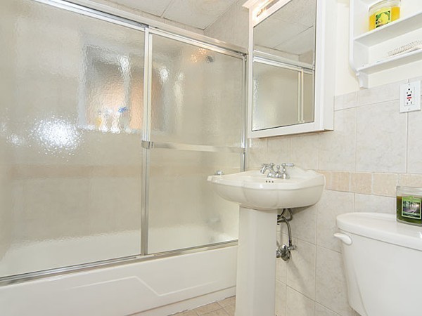 19 Westgate Road, Unit 4 Boston, MA 02467 - Photo 5 of 10 Gallery Image 5