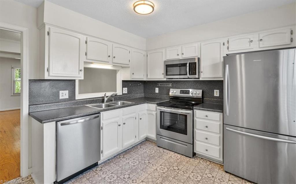 4825 Tower Road, Unit C Greensboro, NC 27410 - Photo 11 of 29 Gallery Image 11