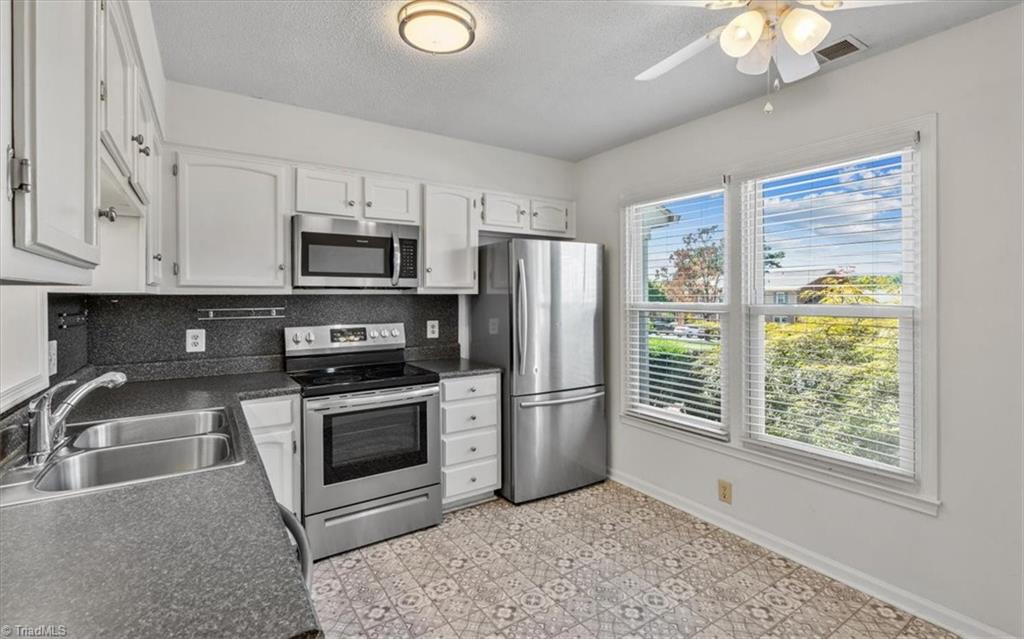 4825 Tower Road, Unit C Greensboro, NC 27410 - Photo 10 of 29 Gallery Image 10