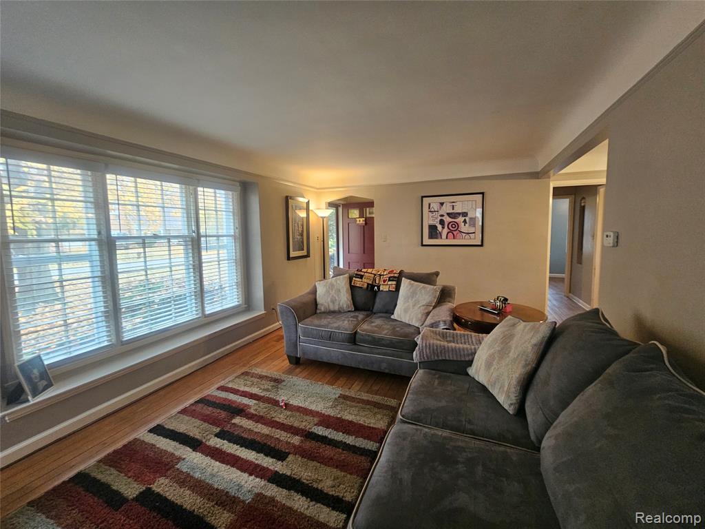 16632 Norborne Redford, MI 48240 - Photo 8 of 21 Gallery Image 8