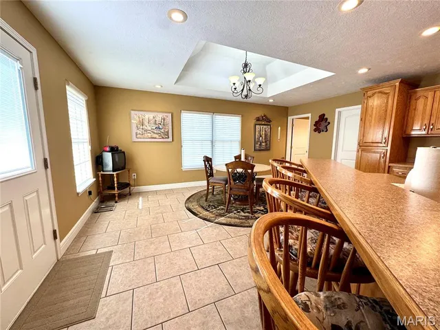 $375,000 | 2206 Cherry Blossom Circle, Lebanon, MO 65536