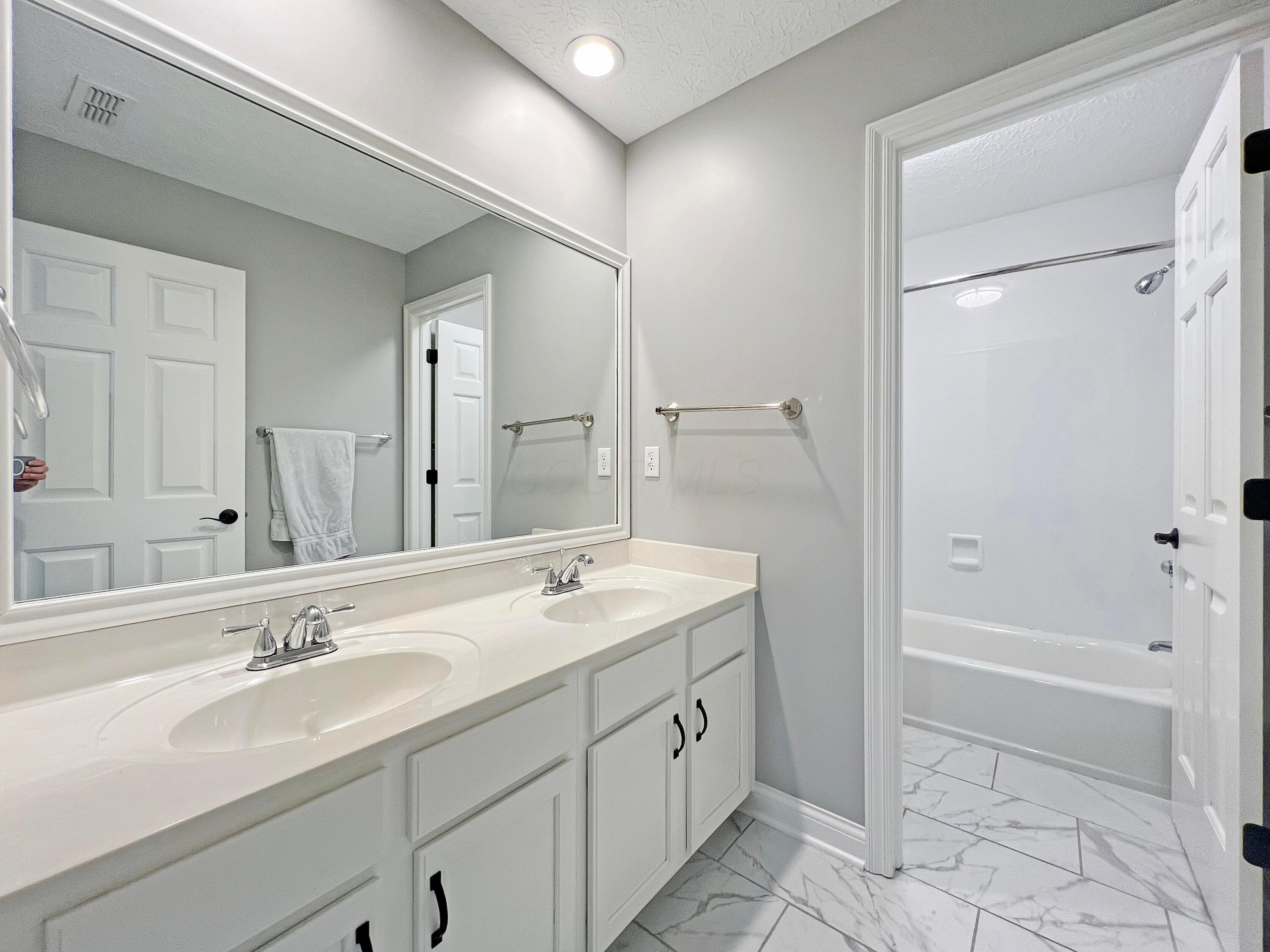7792 Rodebaugh Road Reynoldsburg, OH 43068 - Photo 31 of 53 Half Bath