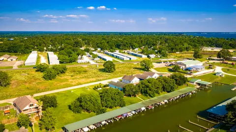 $485,000 | 185 Bayview Lane, Livingston, TX 77351