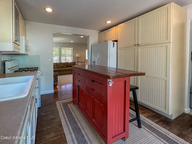 $600,000 | 509 South Olive Avenue, Sandpoint, ID 83864