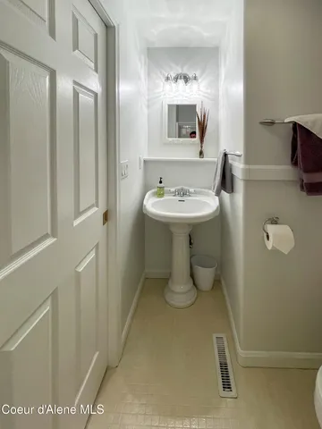 $600,000 | 509 South Olive Avenue, Sandpoint, ID 83864