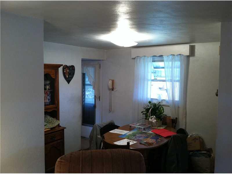 3681 Willett Road Baldwin, PA 15227 - Photo 7 of 11 Dining Room.