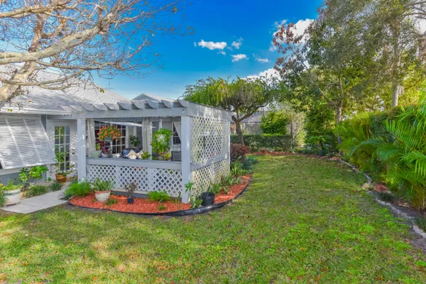 $499,000 | 7886 Southeast Trenton Avenue, Hobe Sound, FL 33455