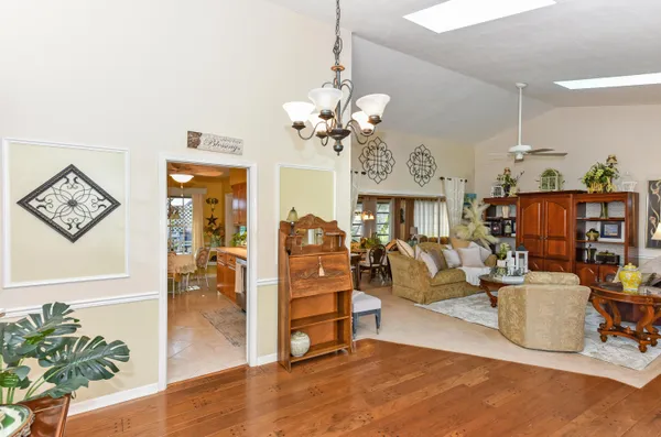 $499,000 | 7886 Southeast Trenton Avenue, Hobe Sound, FL 33455