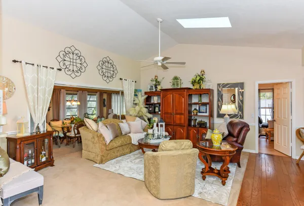 $499,000 | 7886 Southeast Trenton Avenue, Hobe Sound, FL 33455