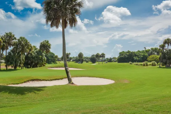 $499,000 | 7886 Southeast Trenton Avenue, Hobe Sound, FL 33455