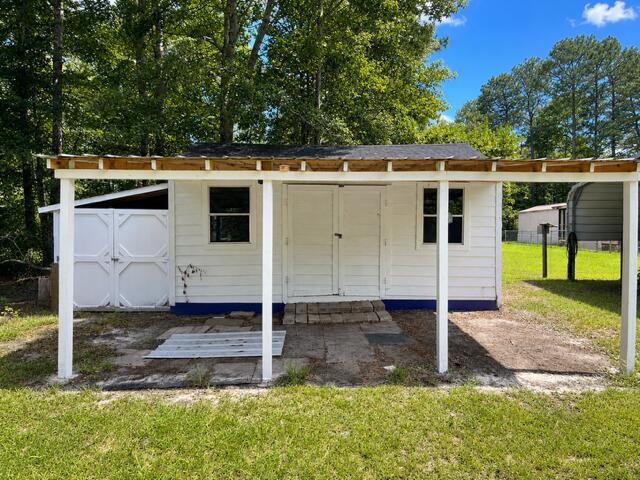 1075 Mockingbird Lane Manning, SC 29102 - Photo 22 of 23 1C0670C5-B6EC-455D-B62F-275ABB2D1E8F (1)