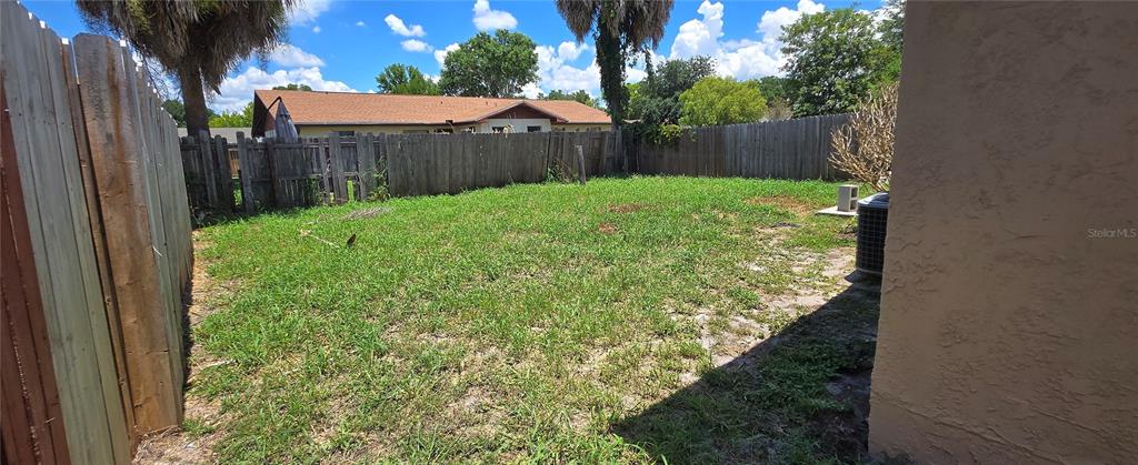2021 Lake Buckeye Road Winter Haven, FL 33881 - Photo 35 of 37