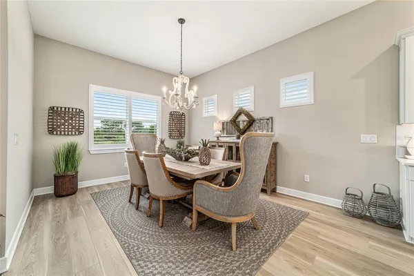 $695,000 | 8606 Southwest 61st Loop, Ocala, FL 34481