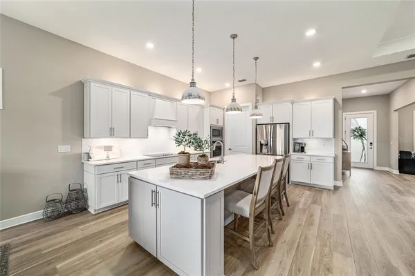 $695,000 | 8606 Southwest 61st Loop, Ocala, FL 34481