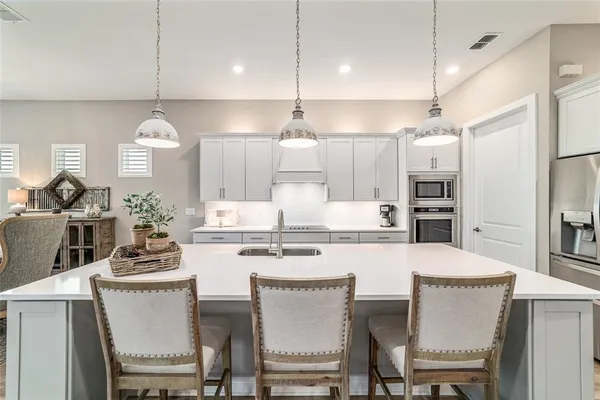 $695,000 | 8606 Southwest 61st Loop, Ocala, FL 34481